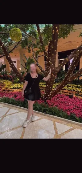Annika, 25