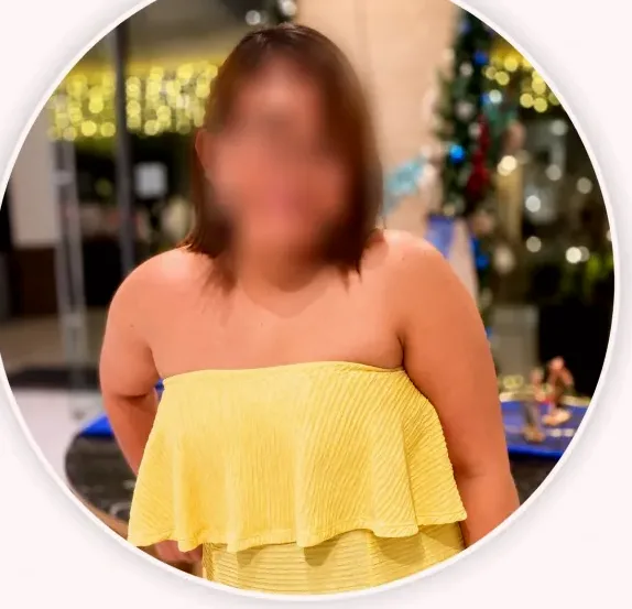 Büsra, 32