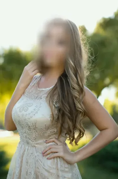 Jacqueline, 29