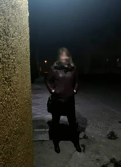 Lara, 40