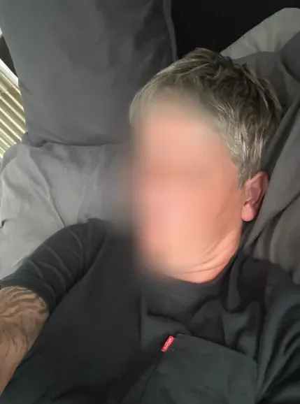 Laura, 37