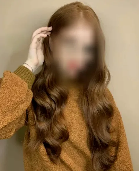 Sina, 24