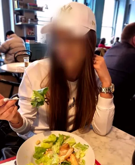 Verena, 32