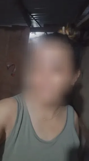Yvonne, 40